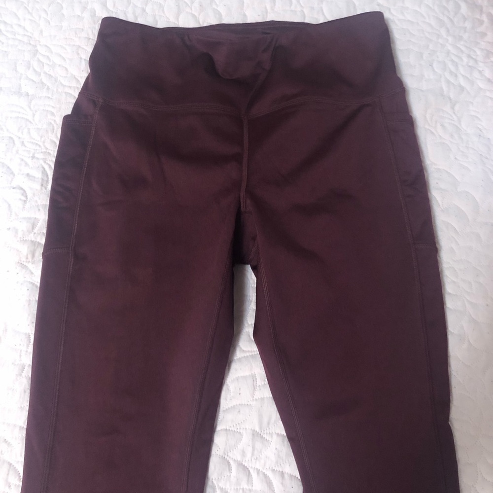 Women’s exercise pants